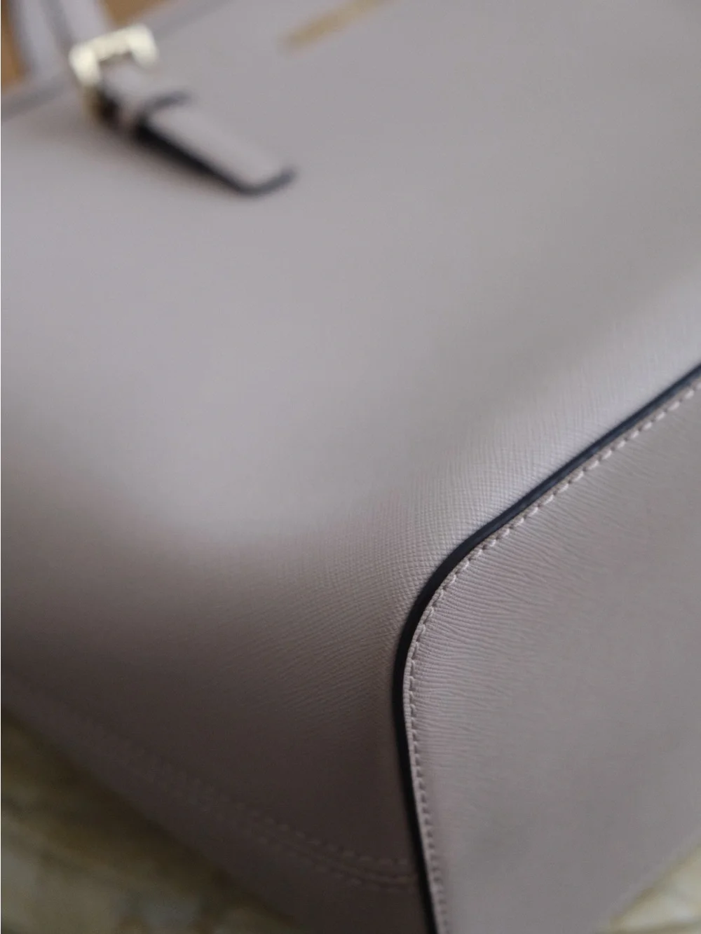 Michael Kors Multifunction Jet Set Travel Saffiano Leather Tote